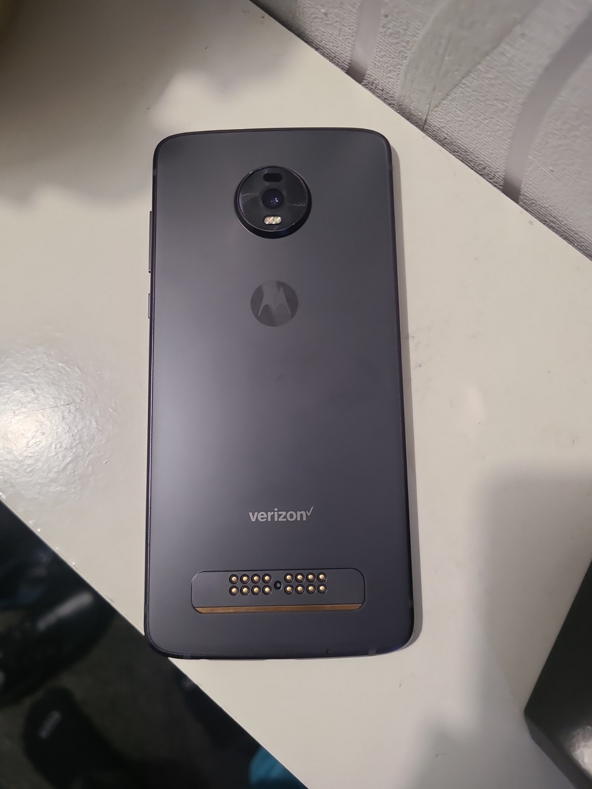Motorola Moto Z4 4G 4GB RAM *128GB* *minor SCREEN BURN** Verizon Unlocked