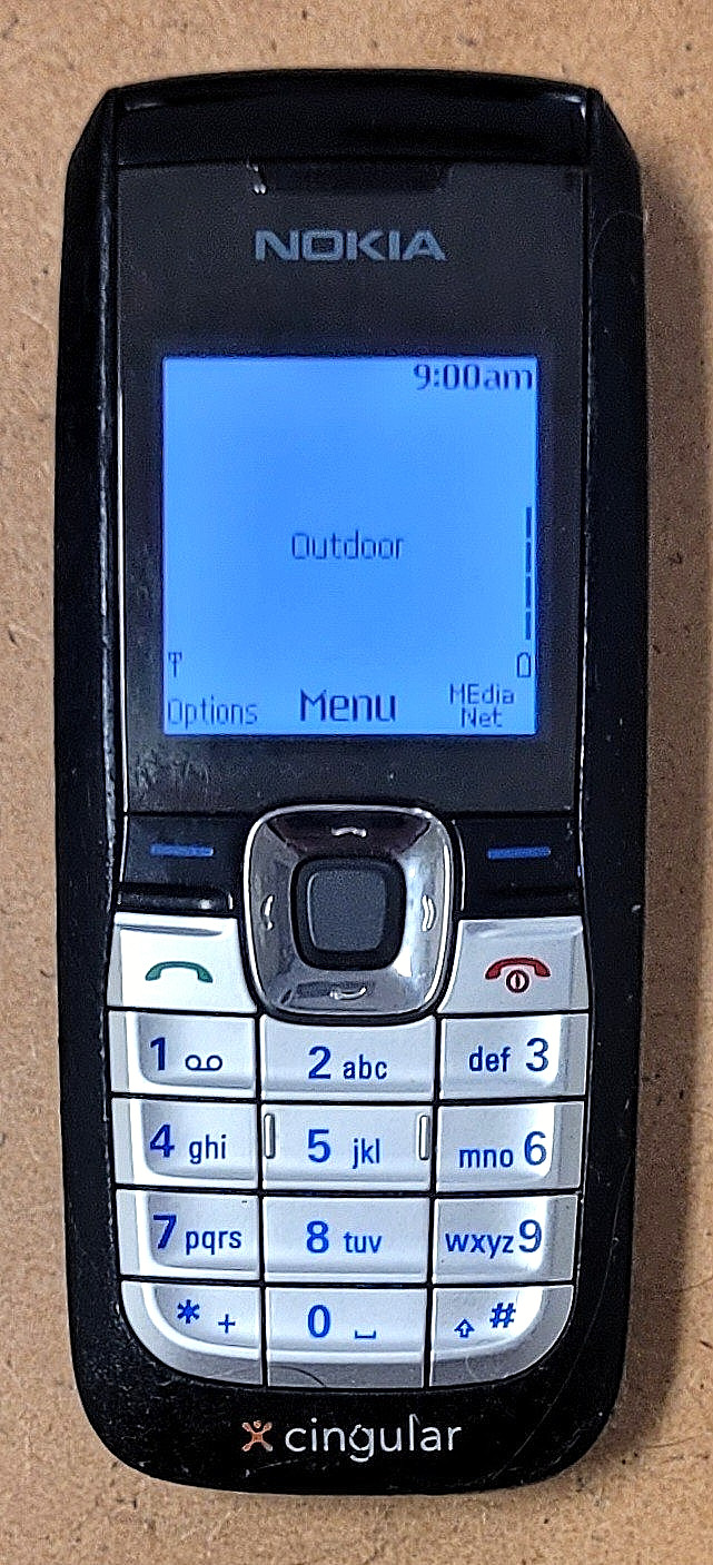 Nokia 2610 – Black & Silver ( Cingular ) Cellular GSM Phone – Super Rare Version