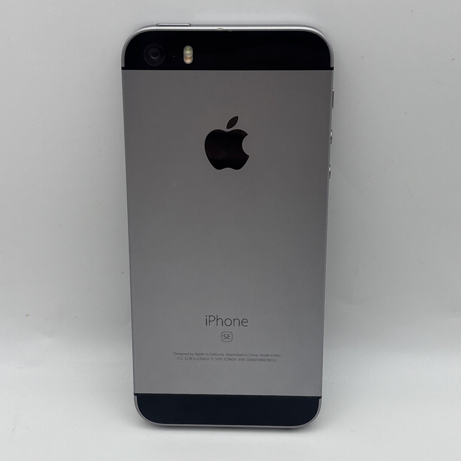 Apple iPhone SE Silver A1662 PASSCODE LOCK