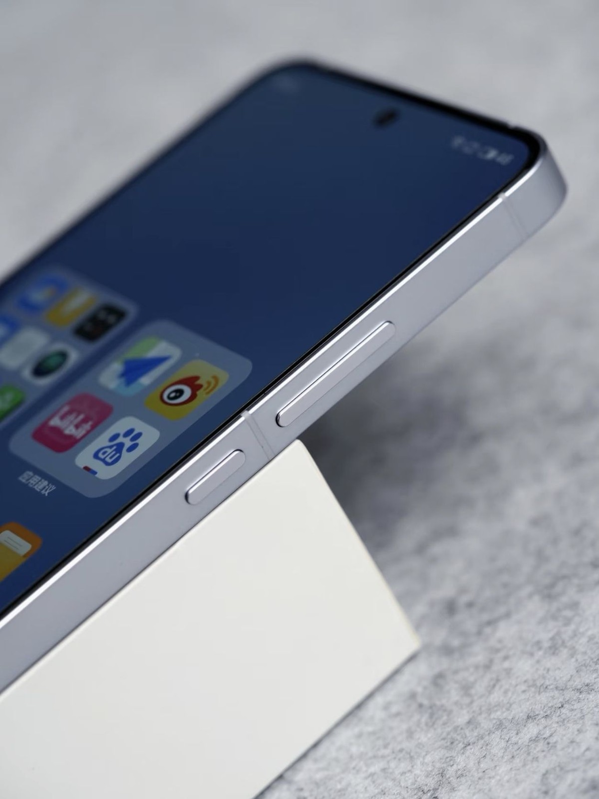 Meizu 20 Classic 5G 6.55″ 50MP 256/512GB Android Snapdragon 8 Gen 2 Unlocked