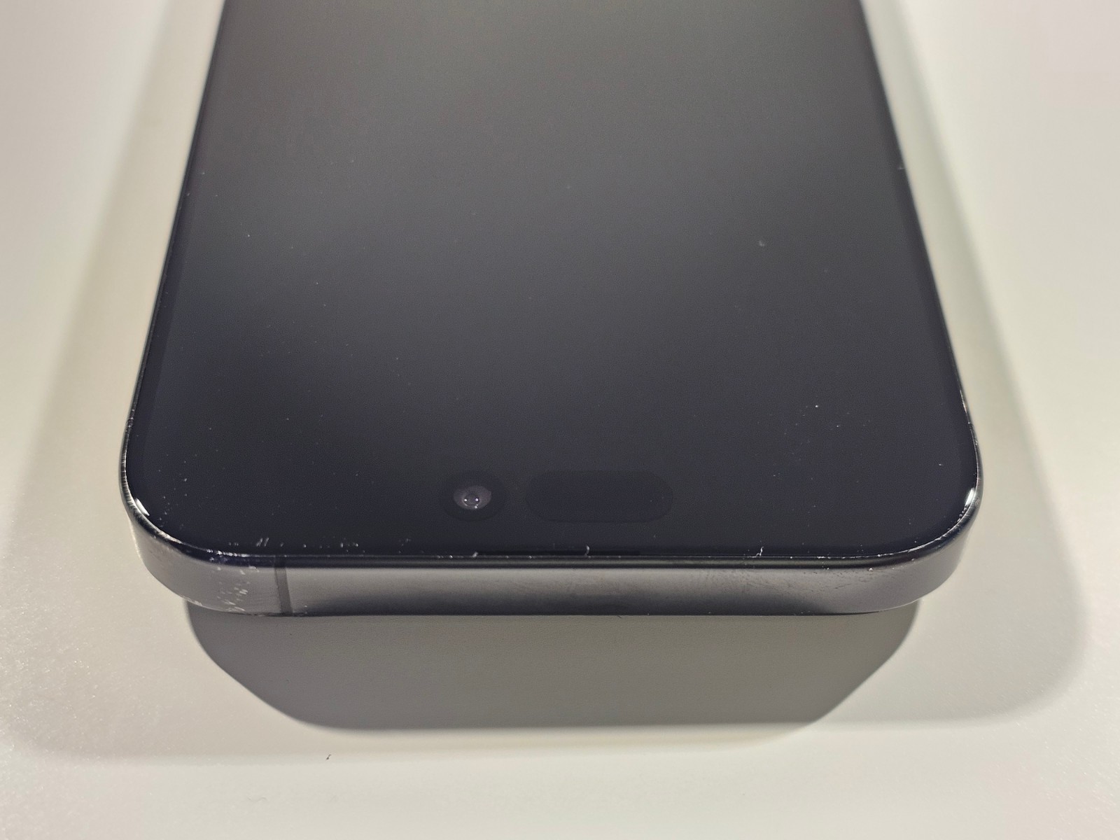 Apple iPhone 16 Pro Max 256GB A3084 Black Titanium Unlocked 90% Battery 7712