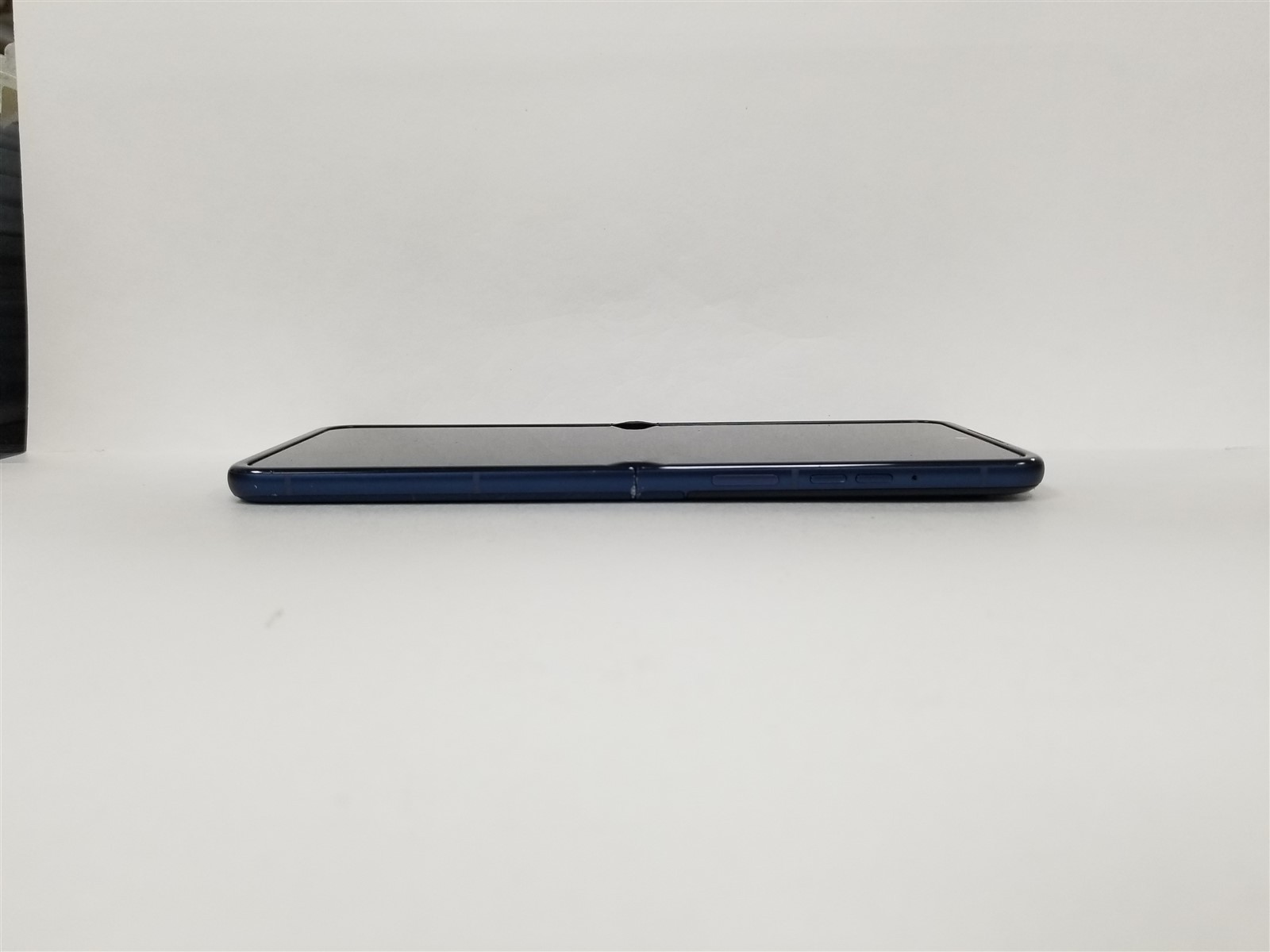 Motorola Razr 2025 256GB Blue XT2553-3 (T-Mobile) Fully Functional DG7925