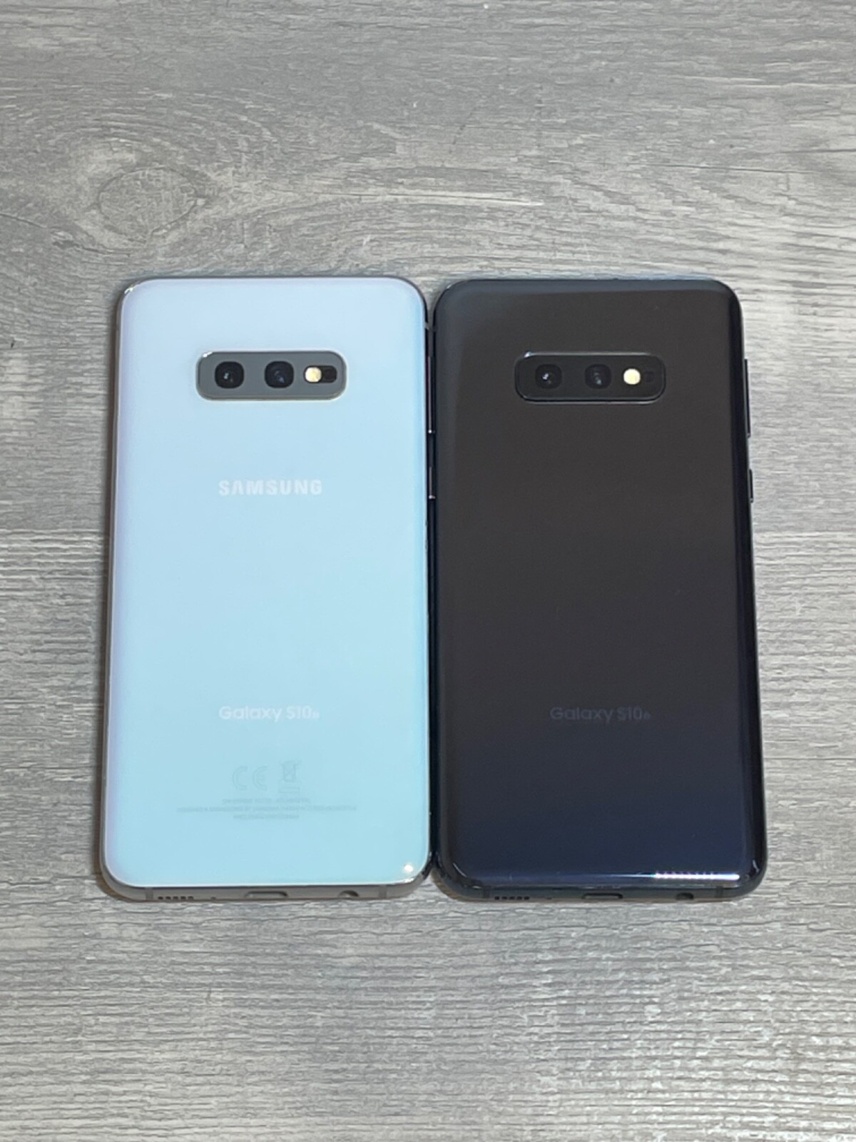 Samsung Galaxy S10e Prism Black White 128GB Unlocked Verizon Works Great!