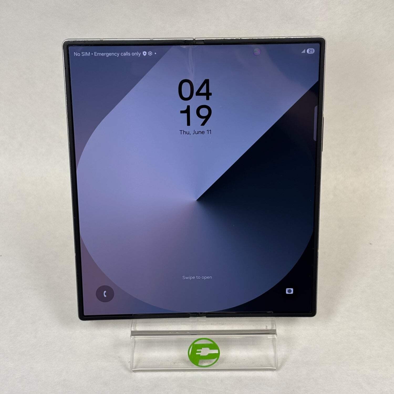 Unlocked Samsung Galaxy Z Fold6 12GB RAM 256GB SM-F956U1 Silver Shadow