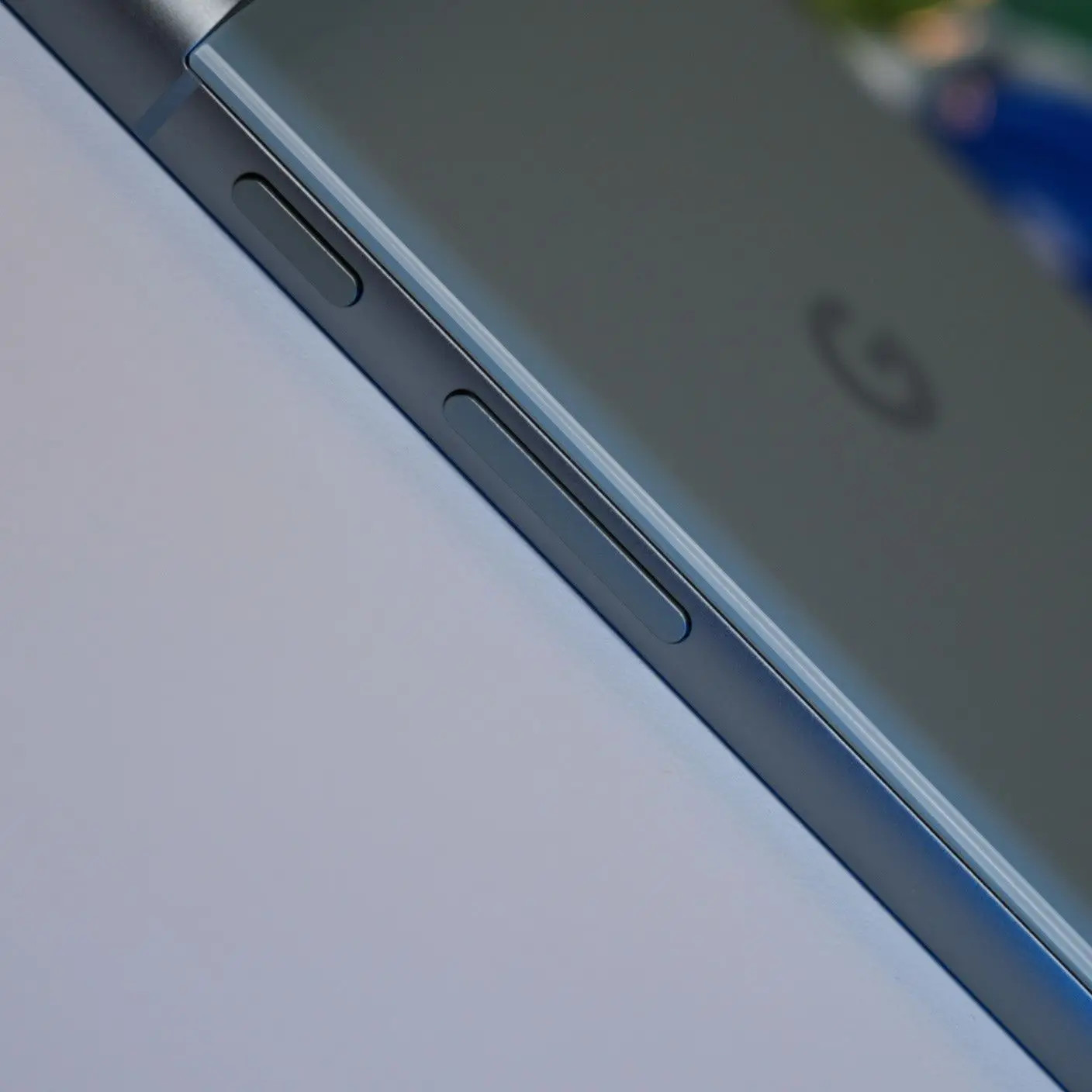 Google Pixel 8 Google Tensor G3 8+256GB 6.2″ OLED Android Brand New Sealed