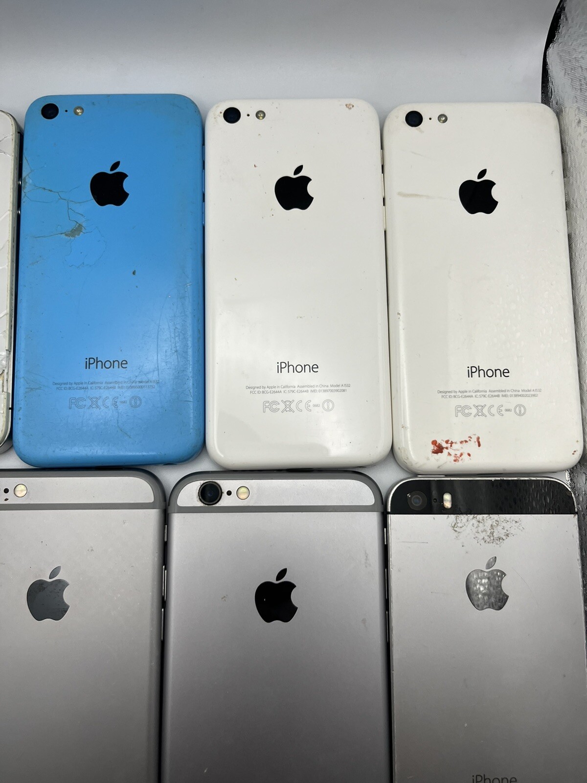Apple iPhone Lot Of 12 Parts/As Is