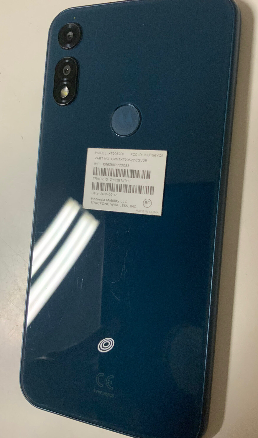 🧷 Tracfone Motorola Moto e 32GB 13MP Android Prepaid 👉BROKEN SCREEN👈