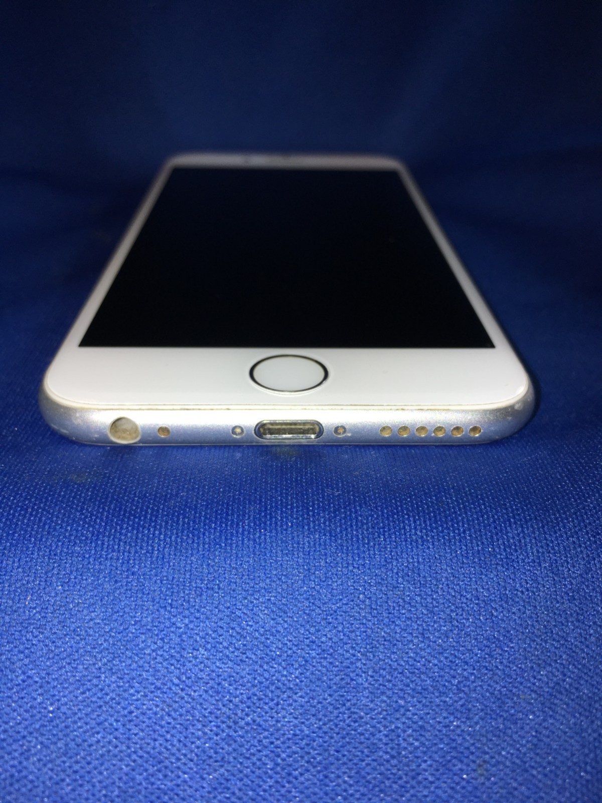 Apple iPhone 6 16GB Fully Unlocked Model A1549 Silver (r4m)