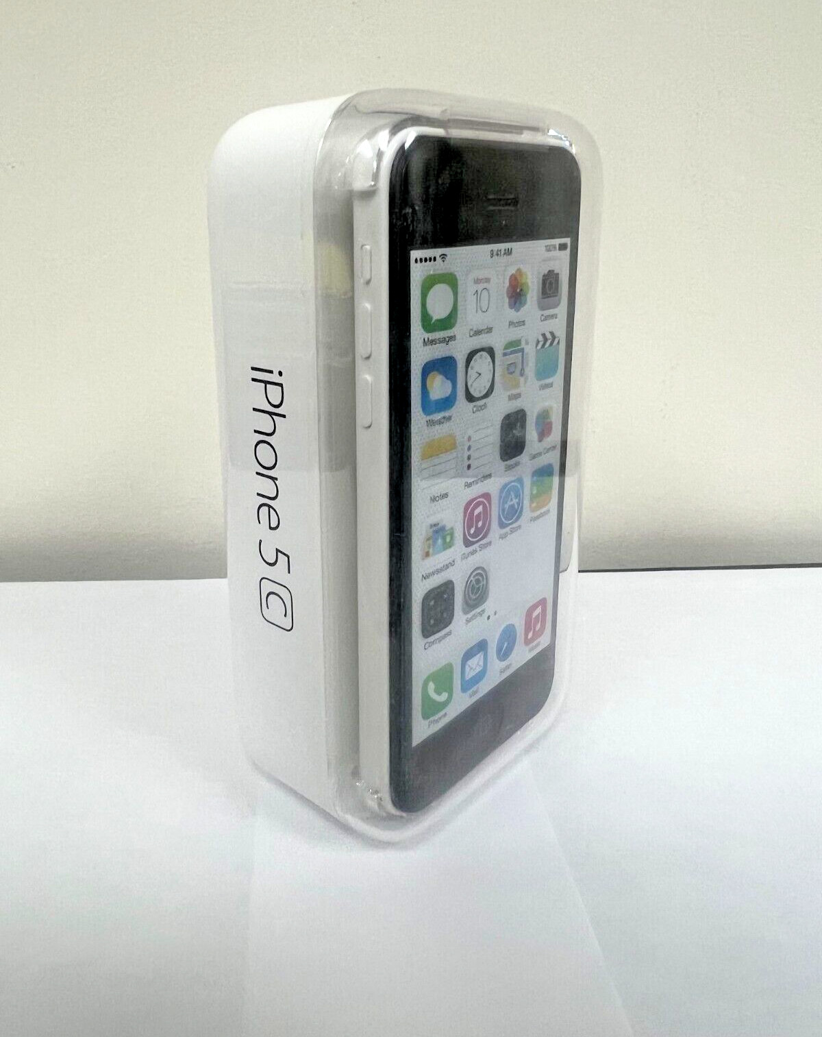 Sealed – New in Box Apple iPhone 5c 32GB White A1532 North America -Smartphone