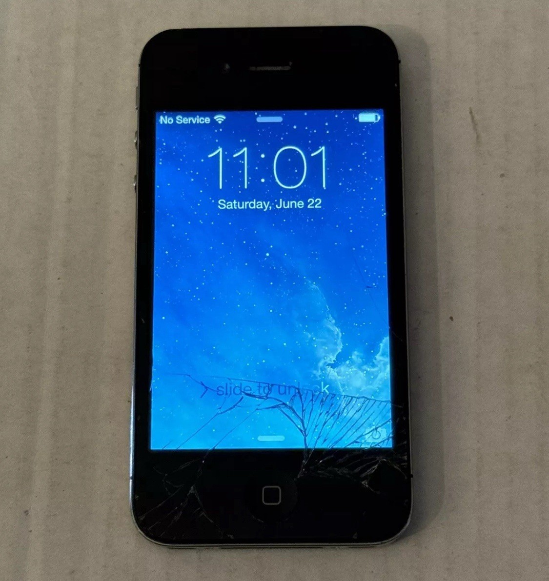 Apple iPhone 4 Smartphone8GB Black, Model A1349