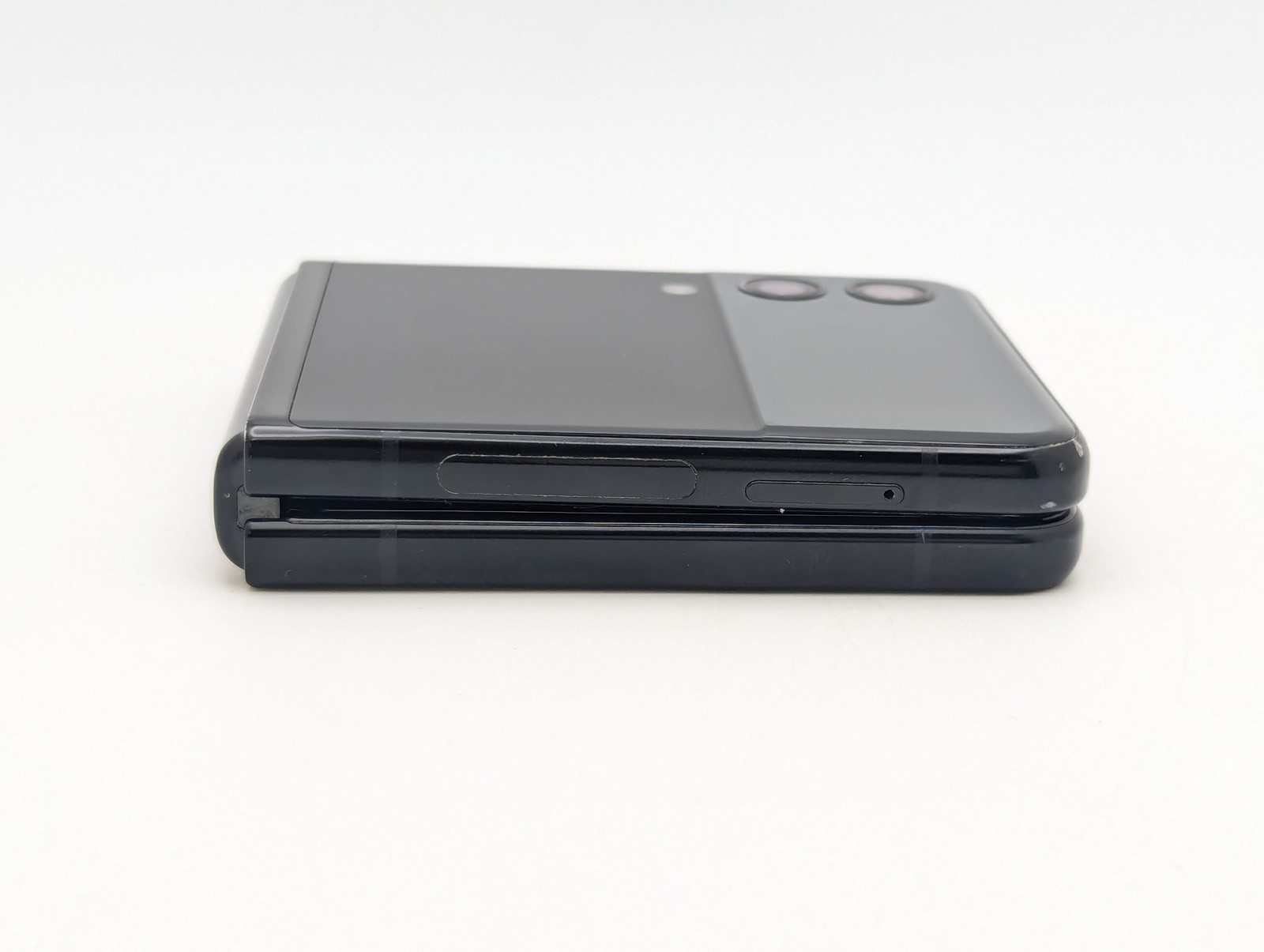 Samsung Galaxy Z Flip3 5G F711U 128GB Fair Condition | Black | UNLOCKED