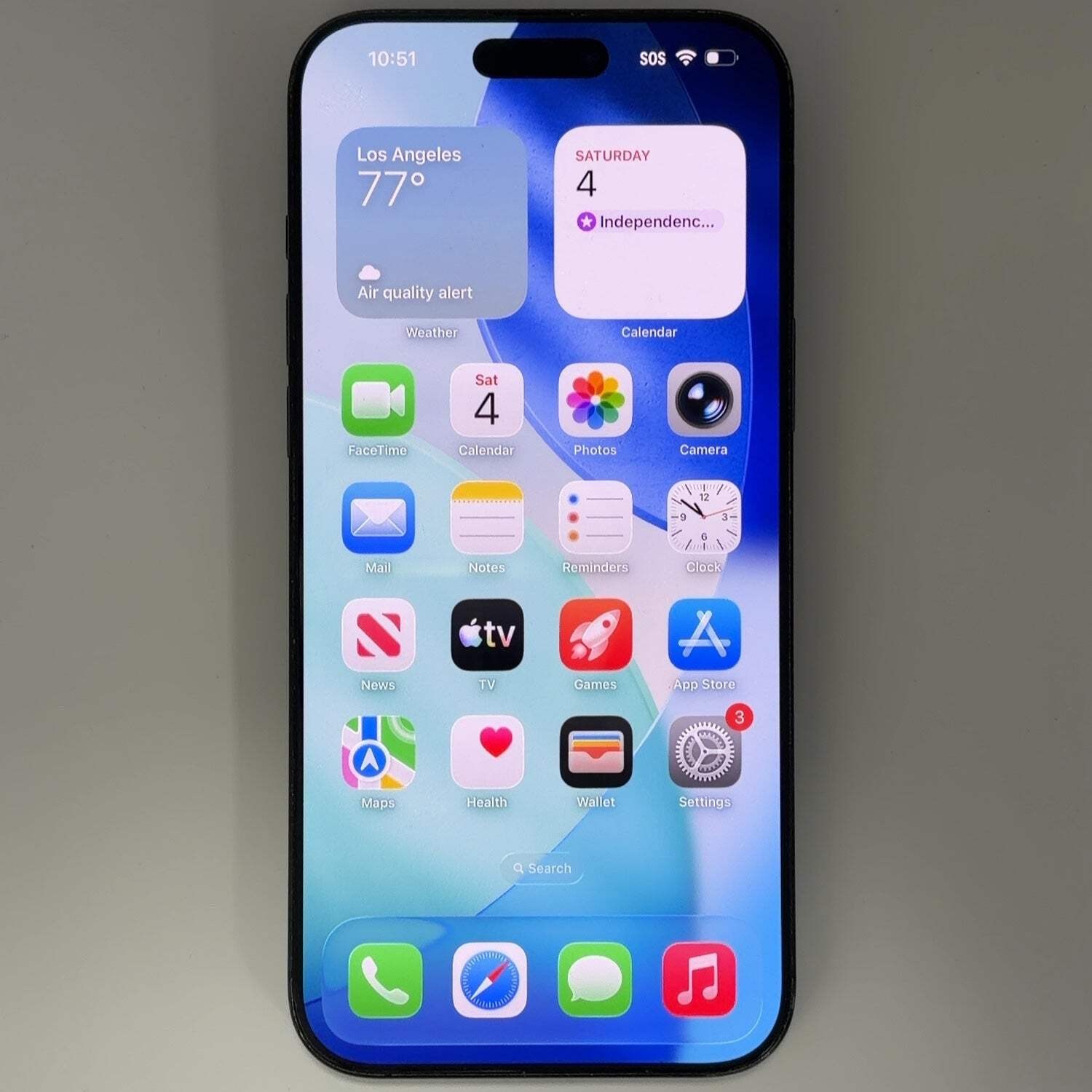 Factory Unlocked Apple iPhone 16 Pro Max 256GB Black Titanium NYW33LL/A