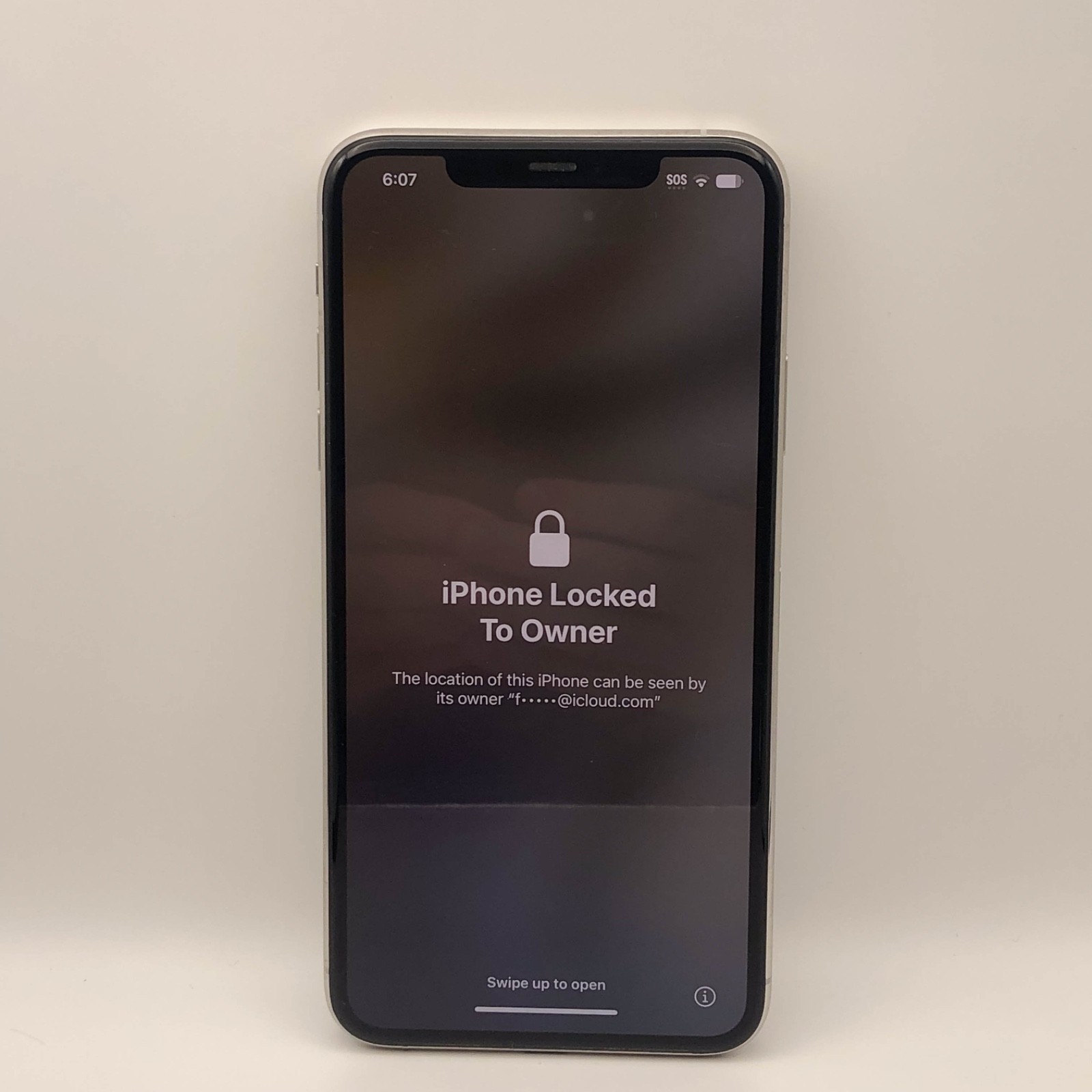 Apple iPhone 11 Pro Max – 64 GB – A2161 – Find My Locked – Good Condition