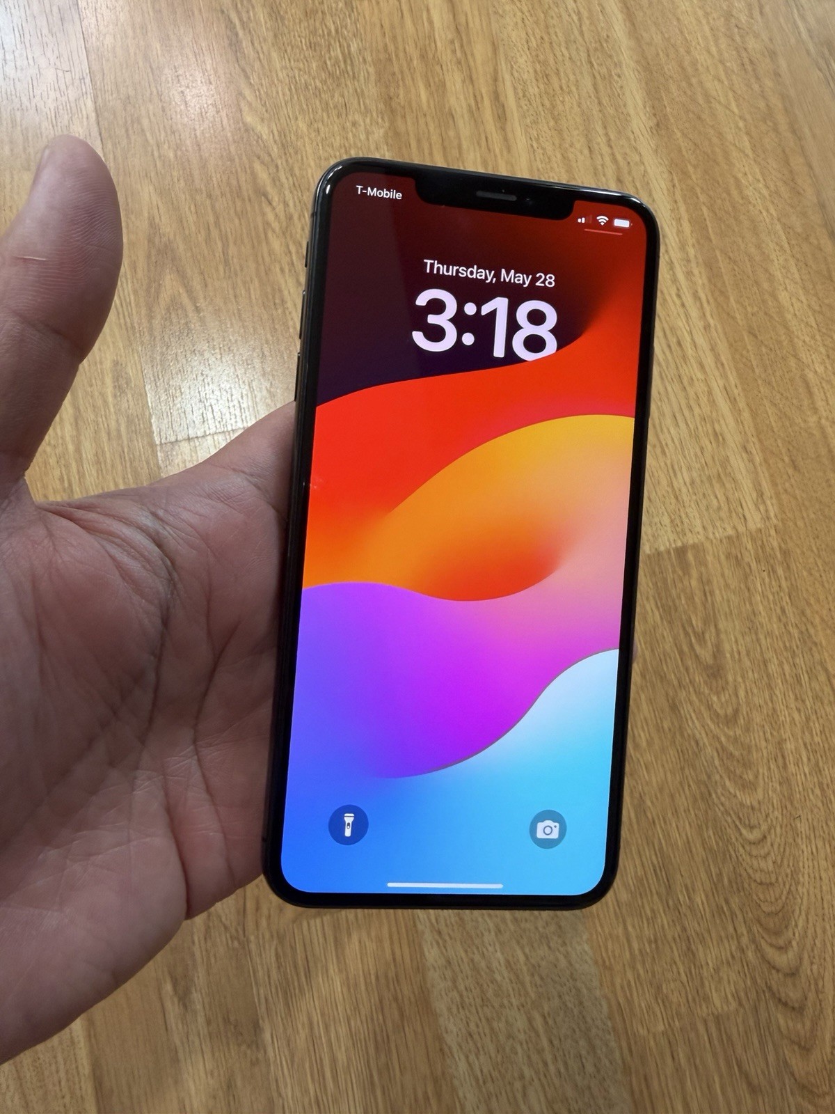 Apple Iphone XS Max (6.5”) Unlocked 64gb Space Gray