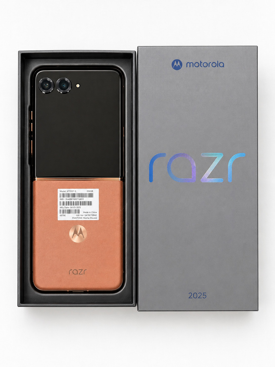 Motorola Moto Razr+ Plus 2025 XT2557-3 256GB Unlocked(Excellent Condition)