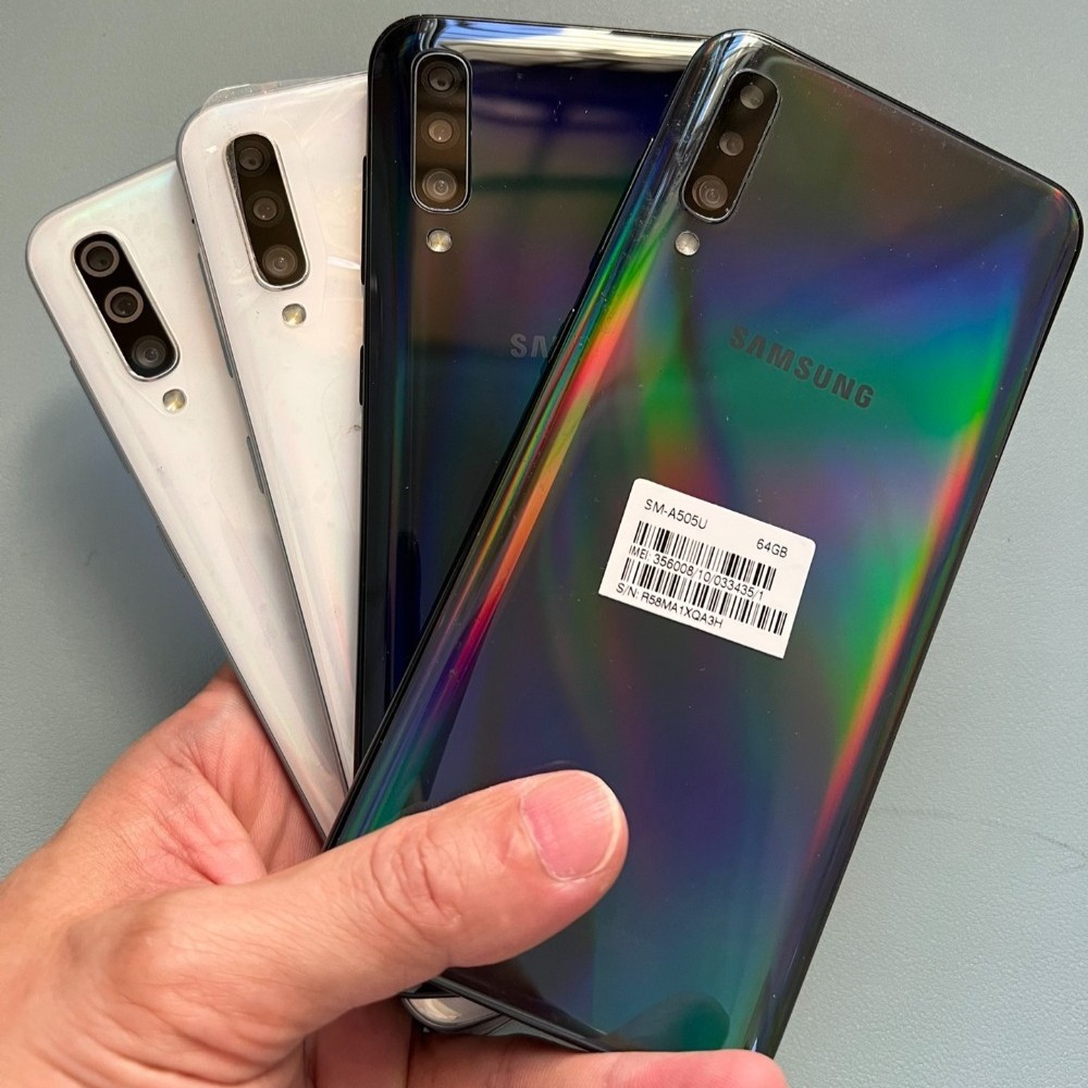 Samsung Galaxy A50 SM-A505F 4GB+128GB Unlocked Dual SIM Excellent Cond Intl
