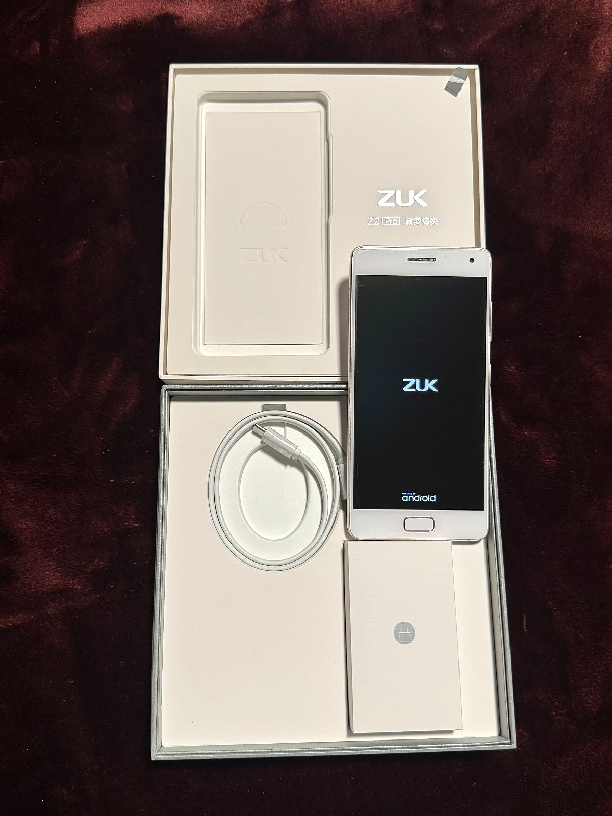 LENOVO ZUK Z2 PRO PHONE 128 GB, 6 GB RAM, 4G LTE, Used/Good, White/Gold + Spares