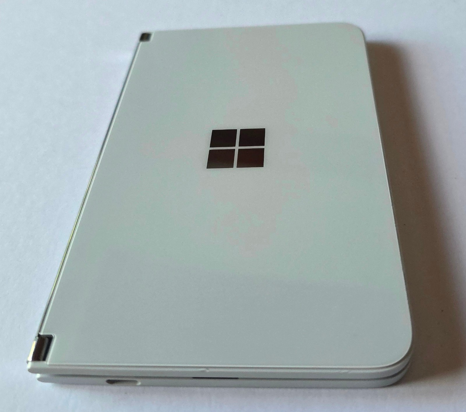 DEFECTIVE Glacier White Microsoft Surface Duo 128GB Android Phone – NO POWER