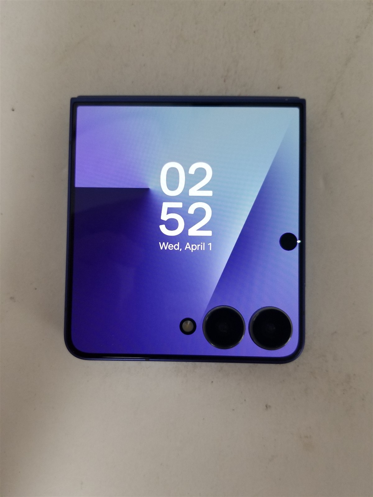 Samsung Galaxy Z Flip7 256GB Blue SM-F776U (T-Mobile) Damaged zD2932