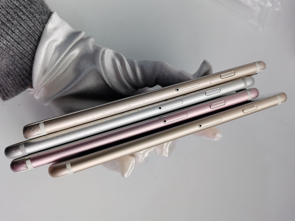 Apple iPhone 6s Plus (Unlocked) – 16GB/32GB/128GB – 5.5″ Usedphone Fully working