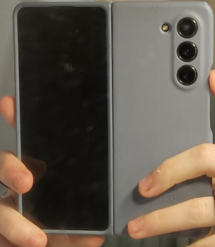 Samsung Galaxy Z Fold 5