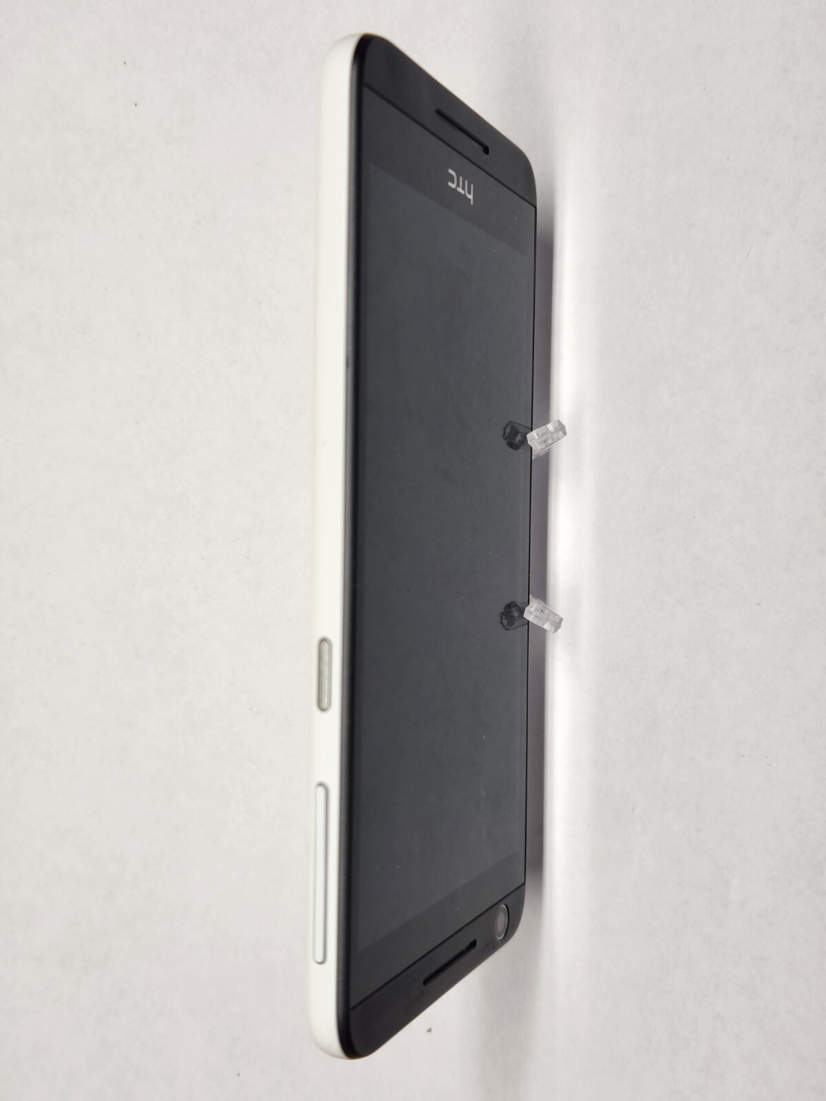 HTC Desire 625 – 8 GB – Gray (Cricket Wireless) – Excellent Condition!