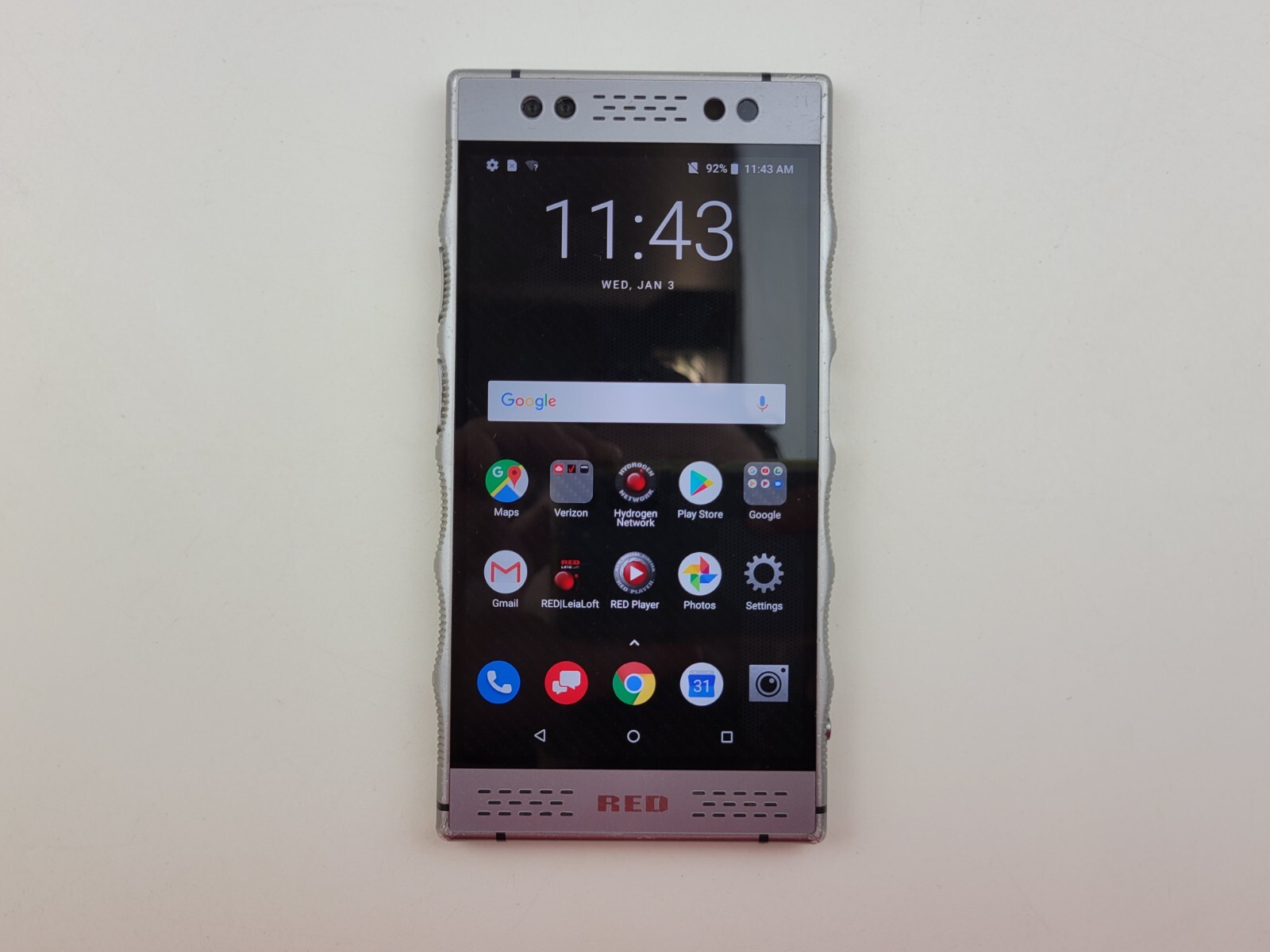 RED HYDROGEN One (H1A1000) 128GB (Unlocked) (Verizon) – *SIM TRAY ISSUE* – J2540