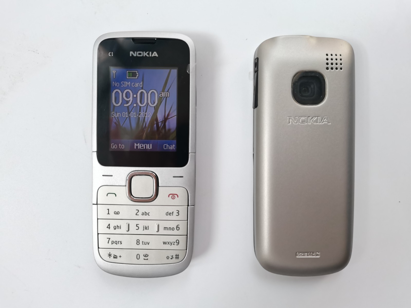 Nokia C1 -01 (Unlocked) 2G – microSDHC – 10 MB 16MB RAM Cellphone