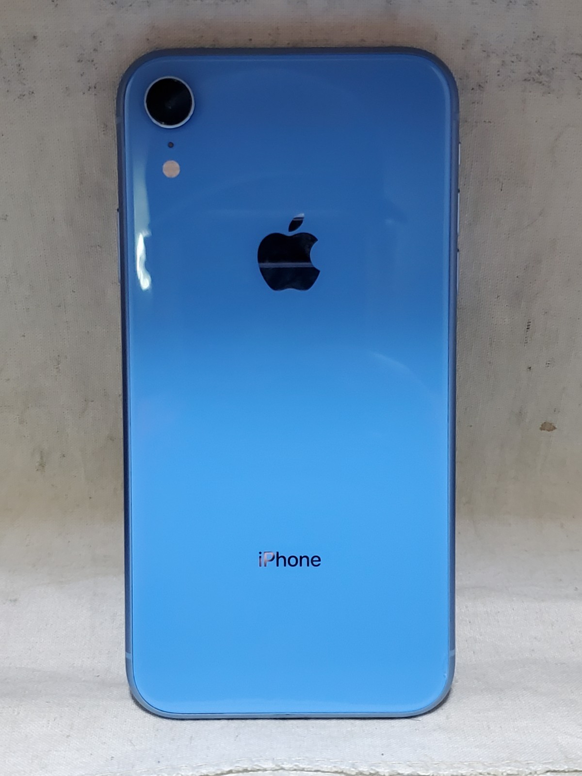 Apple iPhone XR – Blue 64GB – SIM Unlocked – For Parts Only