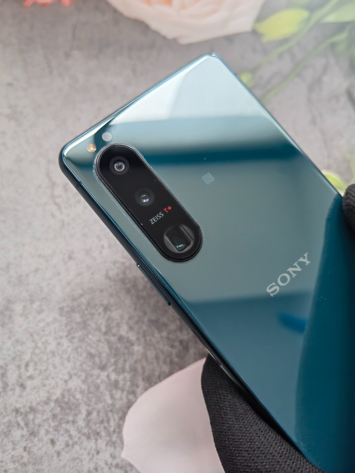 Sony Xperia 5III 128GB Unlocked Android Random color Japanese version