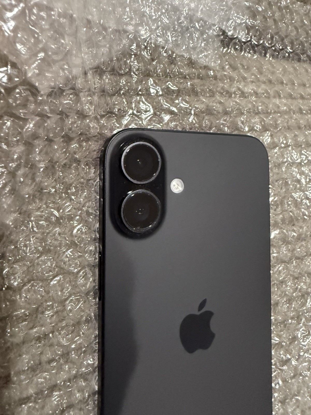 Apple iPhone 16 Plus 128GB -Bkack-Tracfone/StraightTalk Locked-100 % Battery