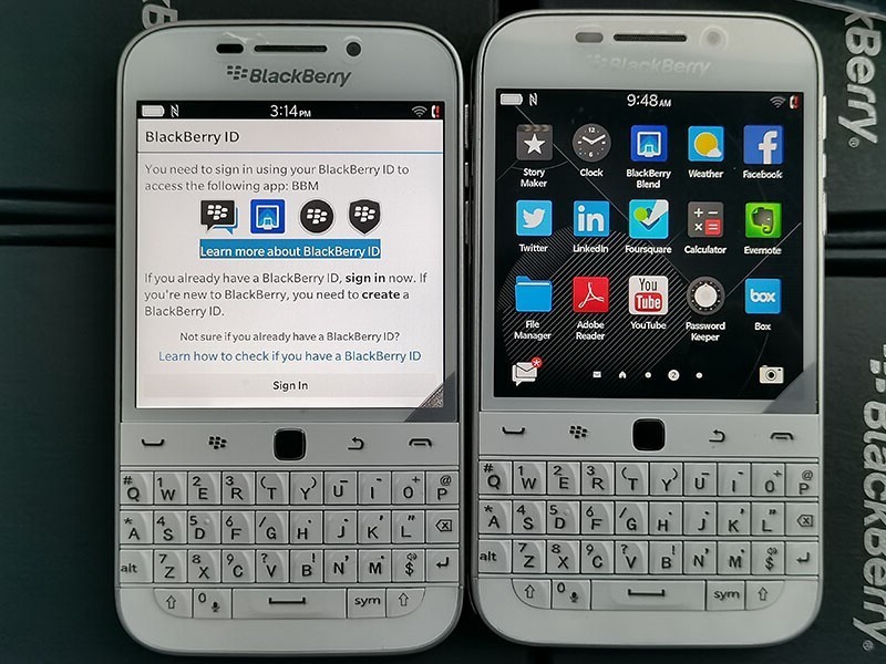 BlackBerry Classic Q20 SQC100-2 – 16GB – (Unlocked) – For collectors