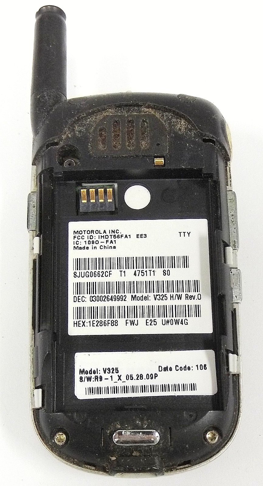 Motorola V325 – Black and Silver ( Verizon ) Rare Cellular Flip Phone