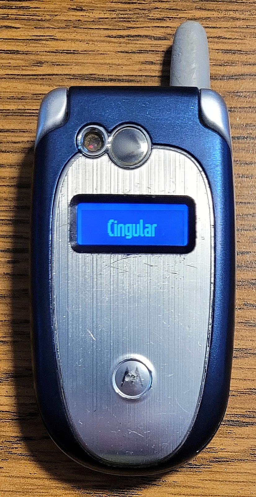 Motorola V551 – Blue and Silver ( Cingular / Unlocked ) Very Rare GSM Flip Phone