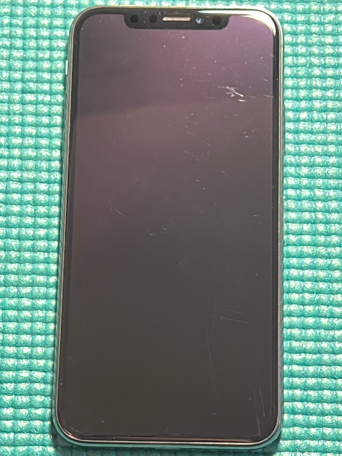 Apple iPhone X – 256GB – Space gray (Unlocked) A1901 (GSM)