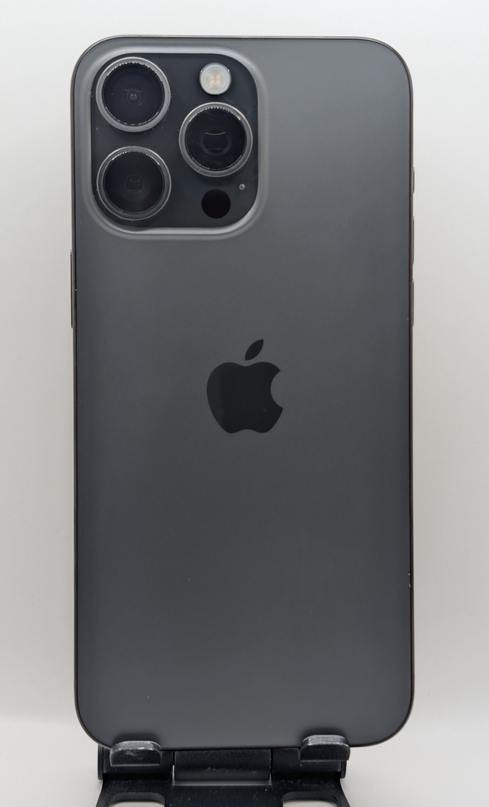 NEW – Apple iPhone 15 Pro Max – 256 GB -Black (AT&T) (Very Good). ~224~