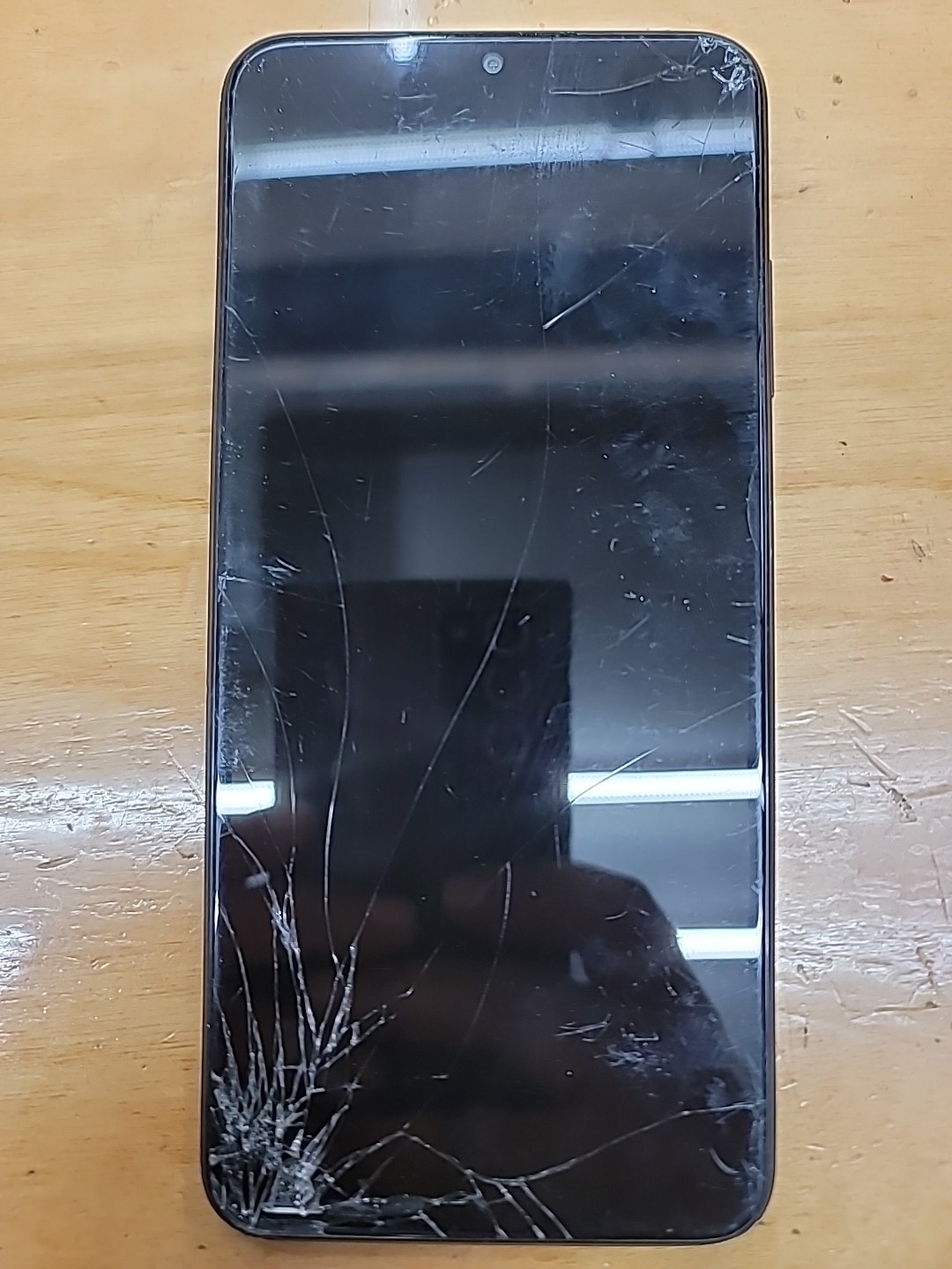 AT&T Verge 5G 64GB Android Smartphone *CHARGES BUT NO DISPLAY* FOR PARTS