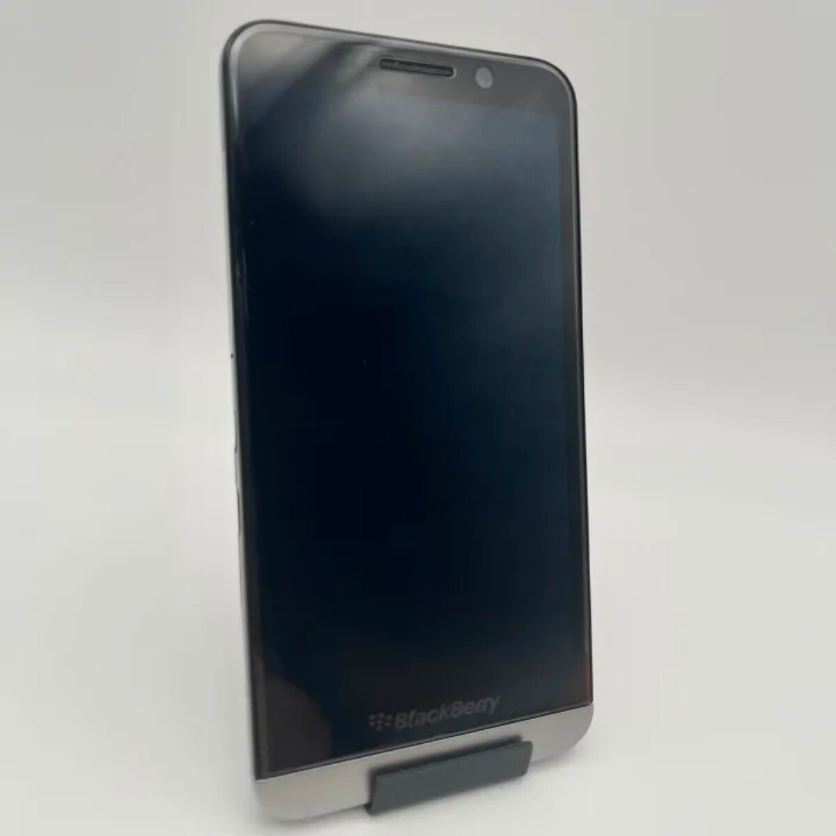 BlackBerry Z30 BlackBerryOS Original 4G LTE WiFi 8MP 5.0″ 16GB Mobile Phones