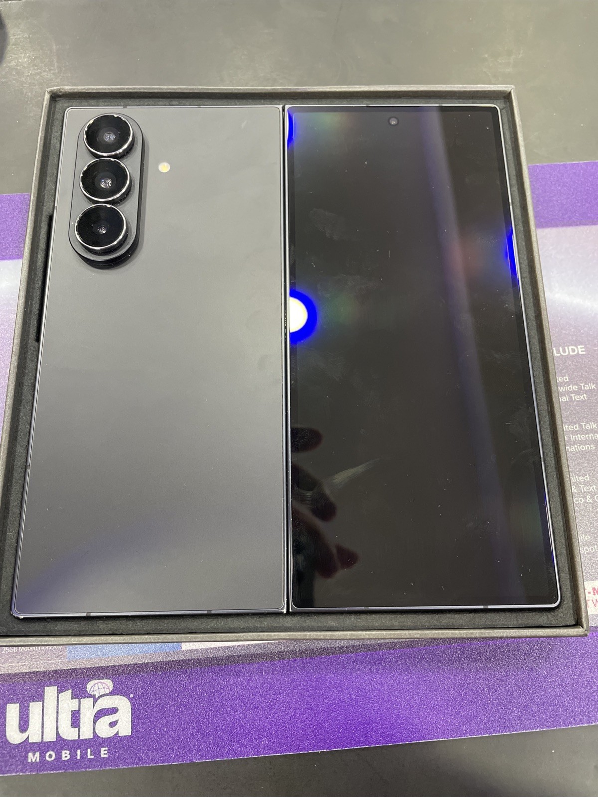 Samsung Galaxy Z Fold 7 – 256 GB – Jetblack Unlocked – EXCELLENT CONDITION!