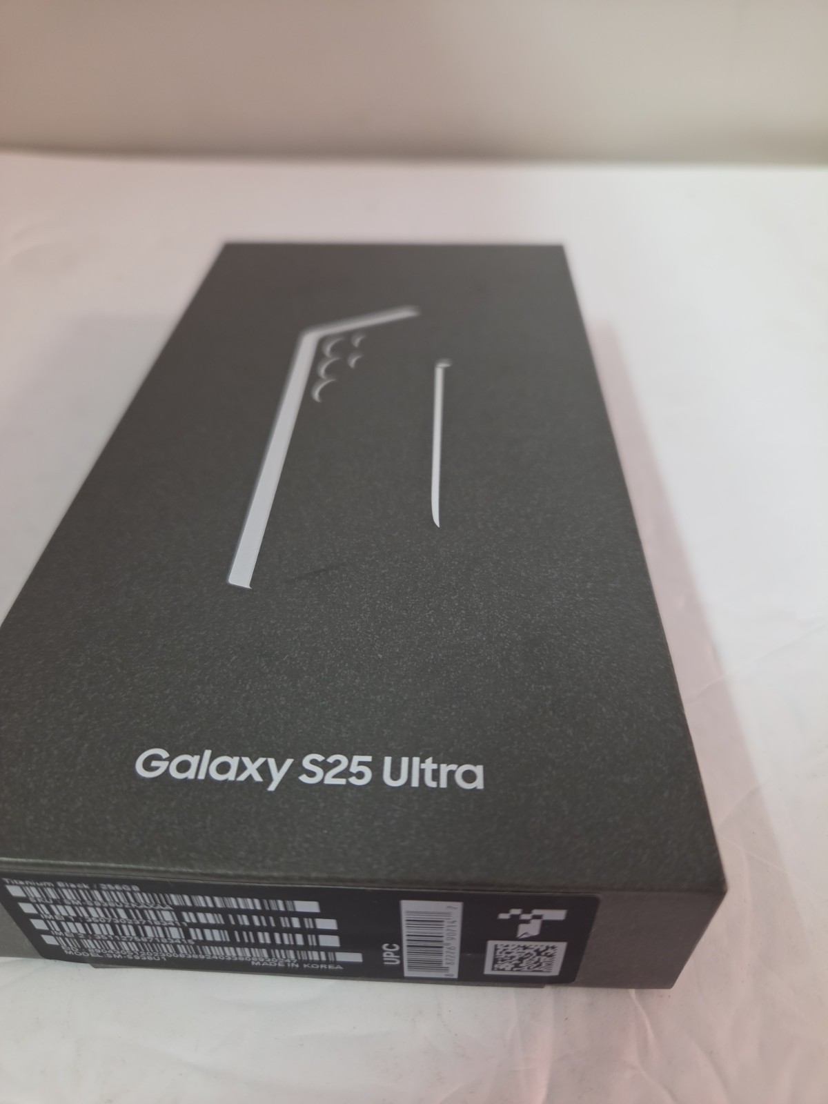 Samsung Galaxy S25 Ultra – Unlocked 256GB Titanium Black- New Open Box Condition