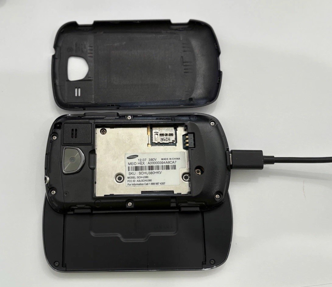 Samsung Brightside SCH-U380 Verizon Phone Unit Only No Battery For Parts /Repair