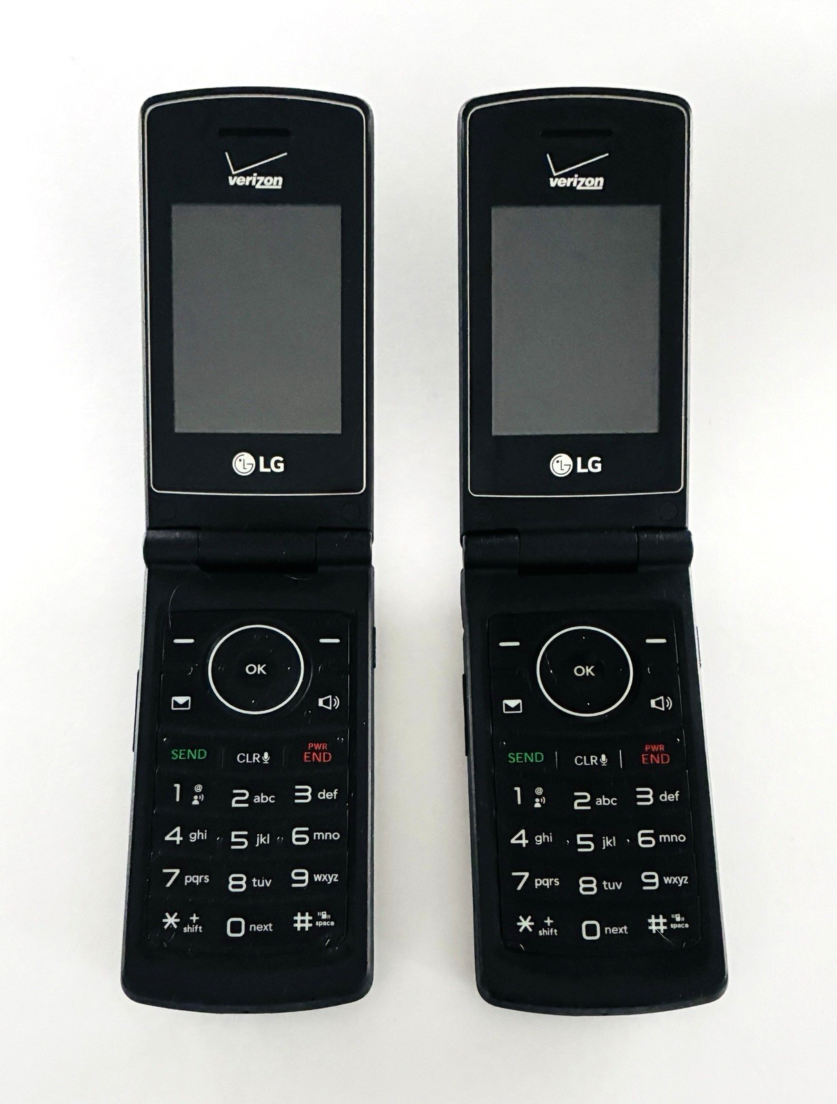Lot of 2 Working LG-VN210 Verizon Flip Phones 256 MB w- Battery, Charging Cord