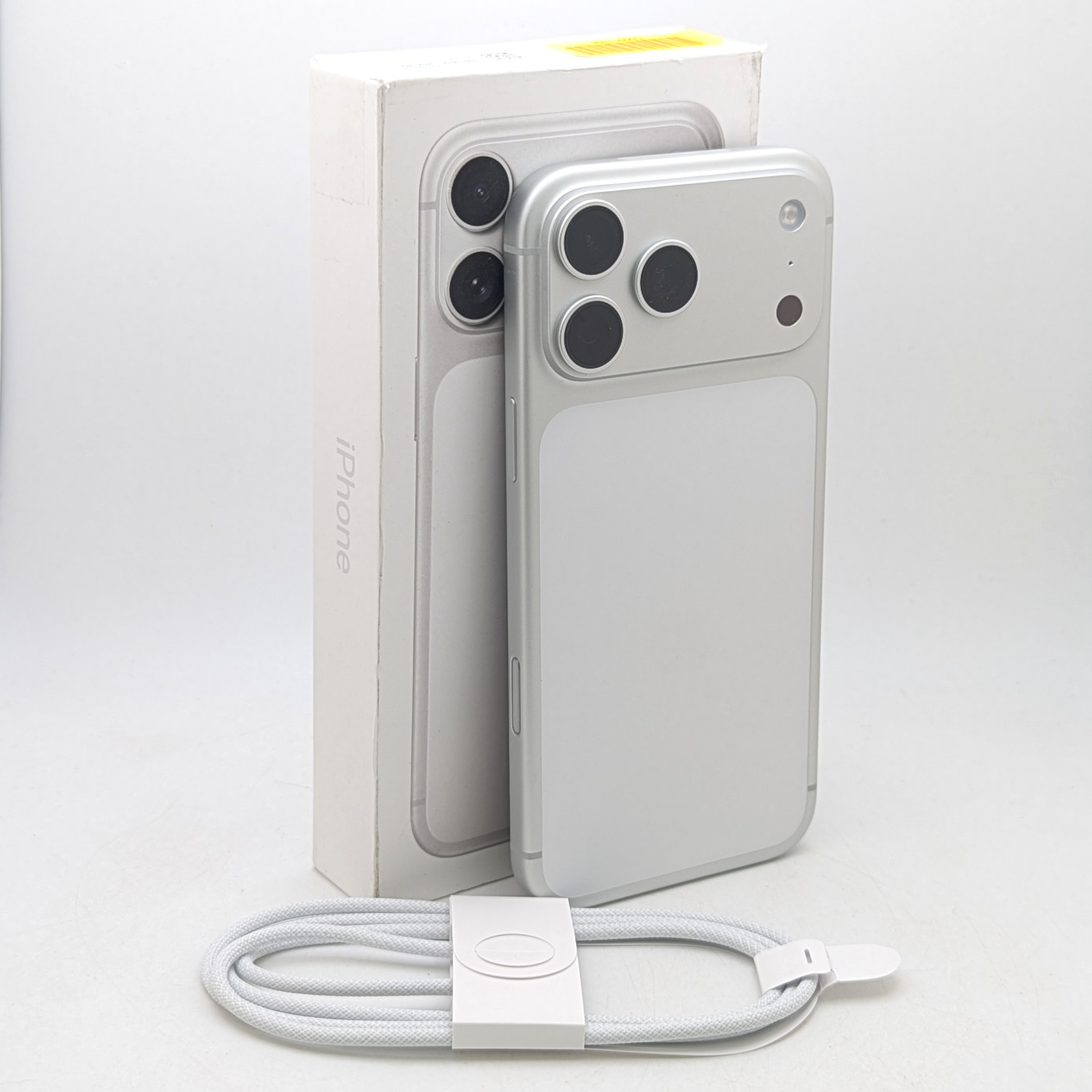Apple iPhone 17 Pro Max A3257 256GB | Silver | US GCI (ALASKA) POLICY ONLY