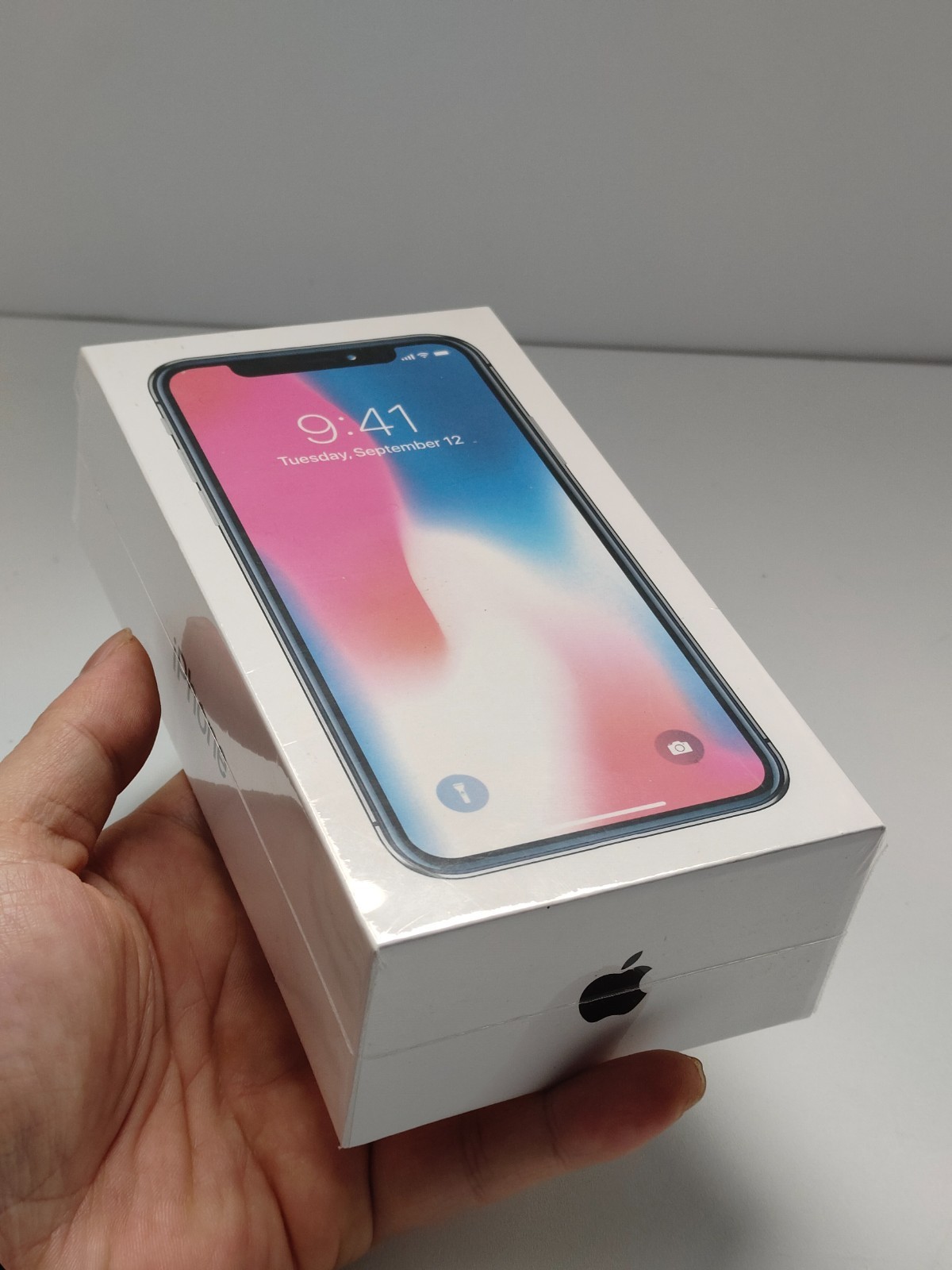 Apple iPhone X XR XS iPhone XS Max 64/128/256GB Factory UNLOCKED(any carrier)