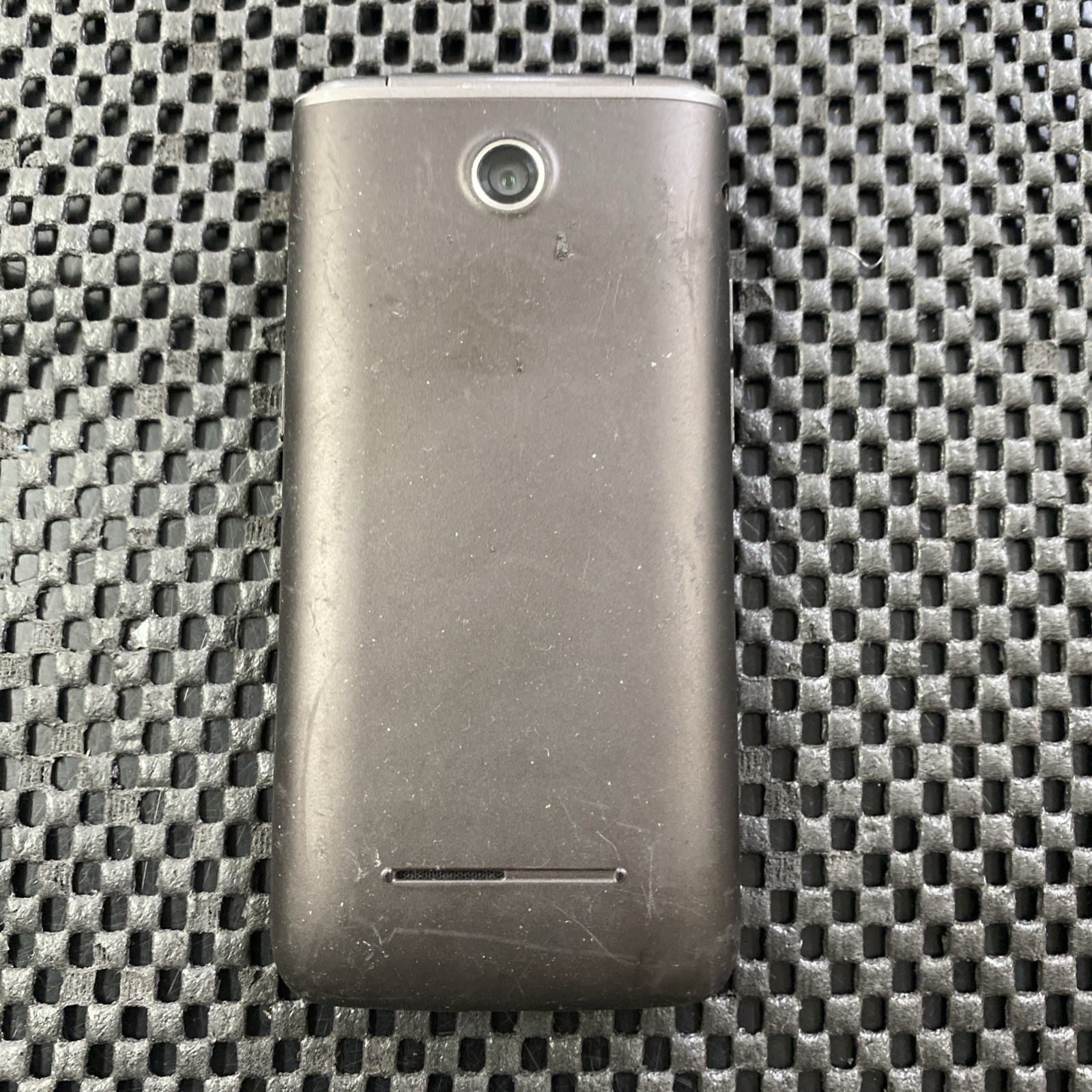 LG Exalt 2 II VN370 – Gray (Verizon Only) Flip Phone Tested Functional – A4