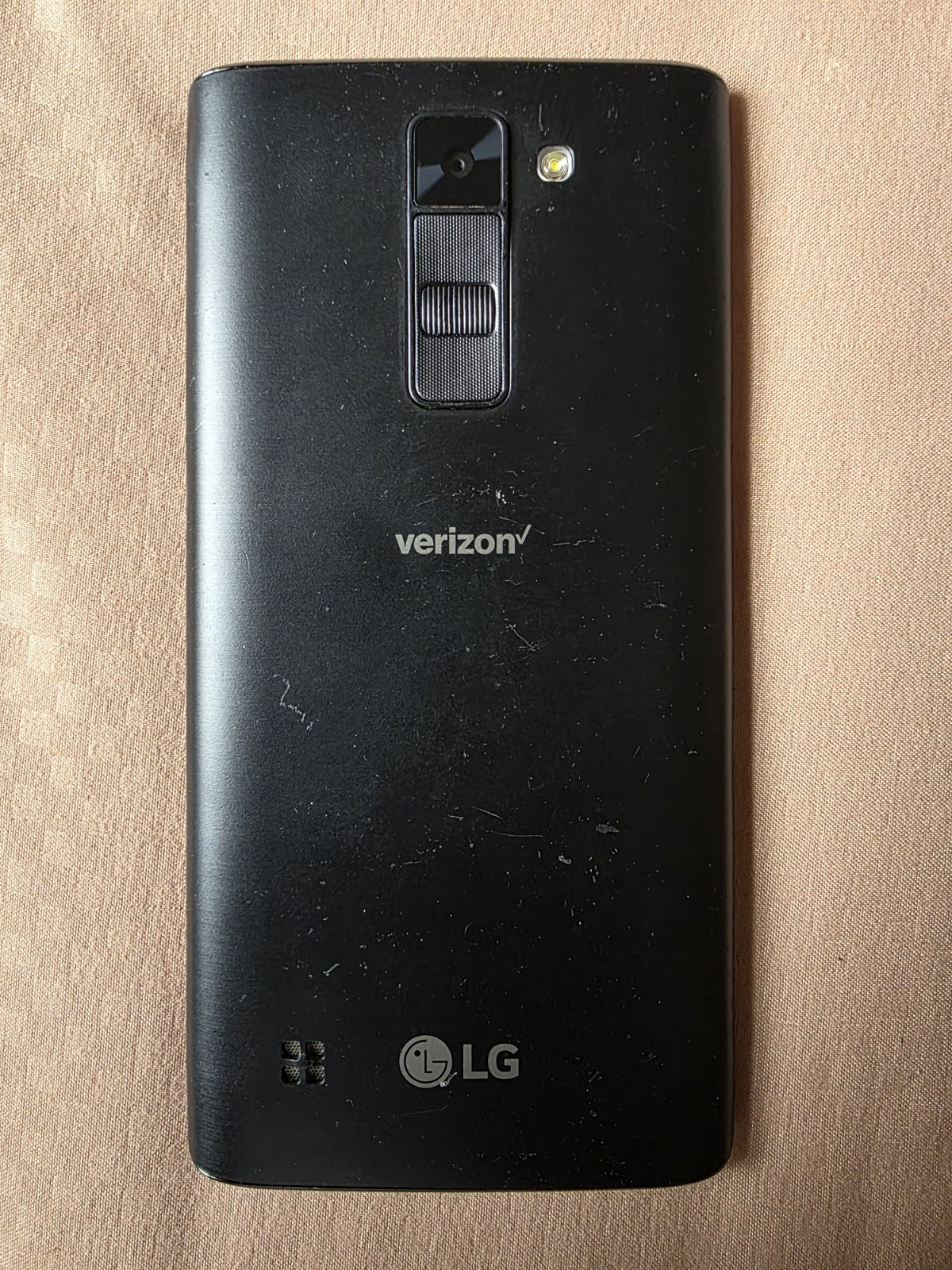 LG K8 V VS500 Smartphone – Keeps Rebooting (See Photos)