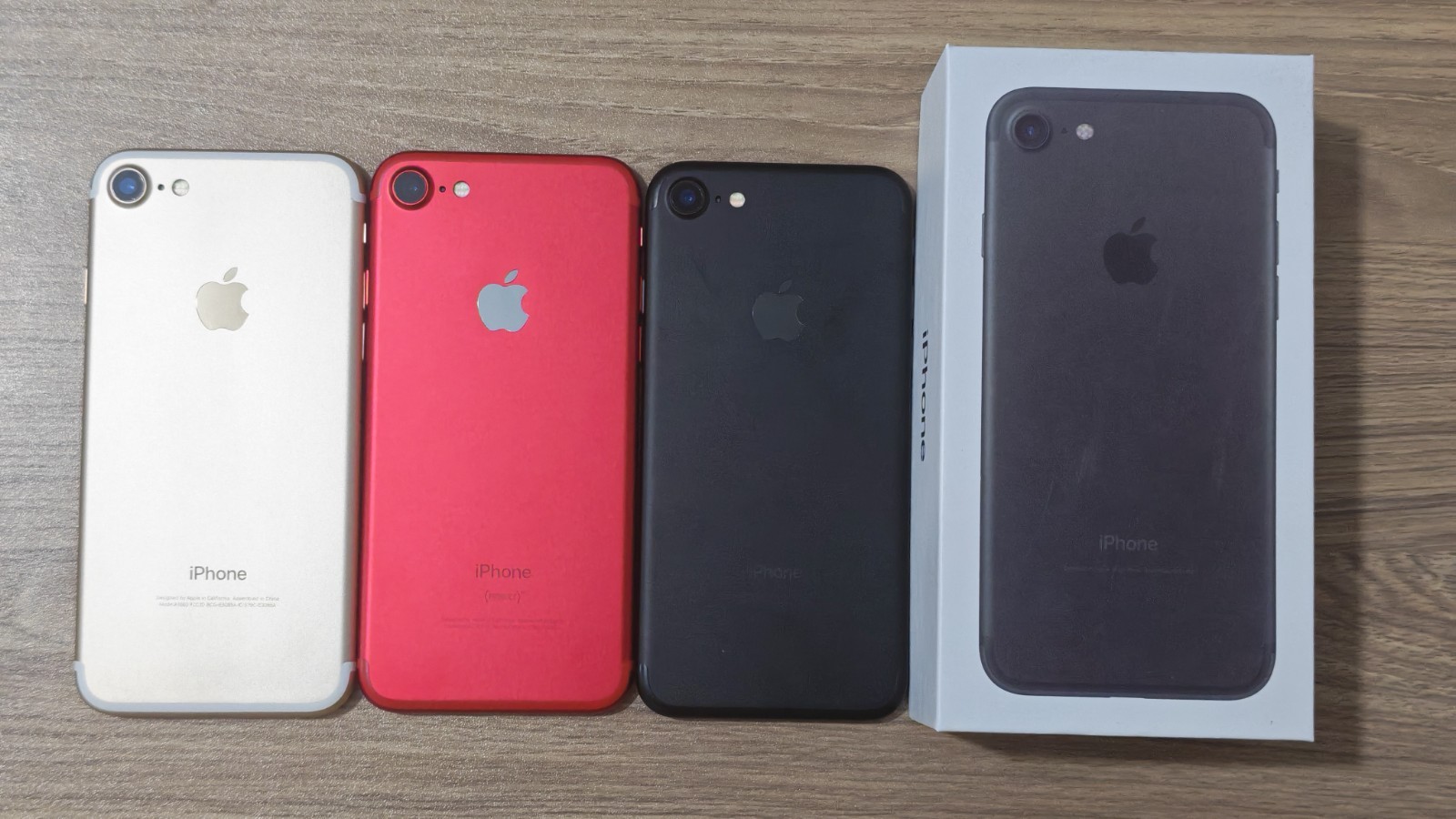 Excellent Apple iPhone 7 Unlocked 32/128GB Black Silver Red Rose Gold Accessory