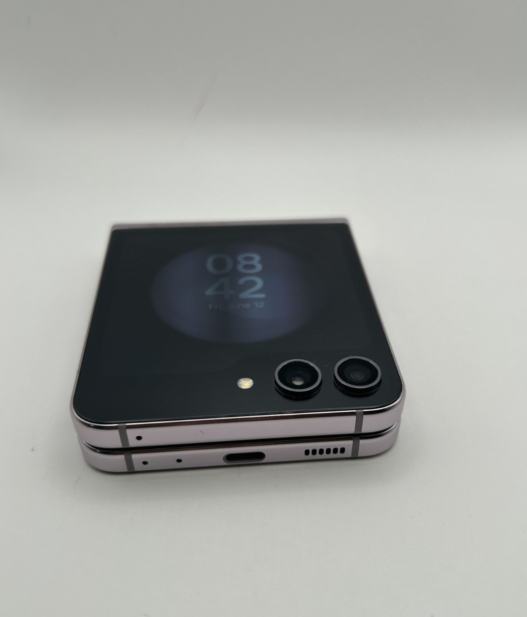 Samsung Galaxy Z Flip5 – 256GB – Factory Unlocked – Purple – Parts