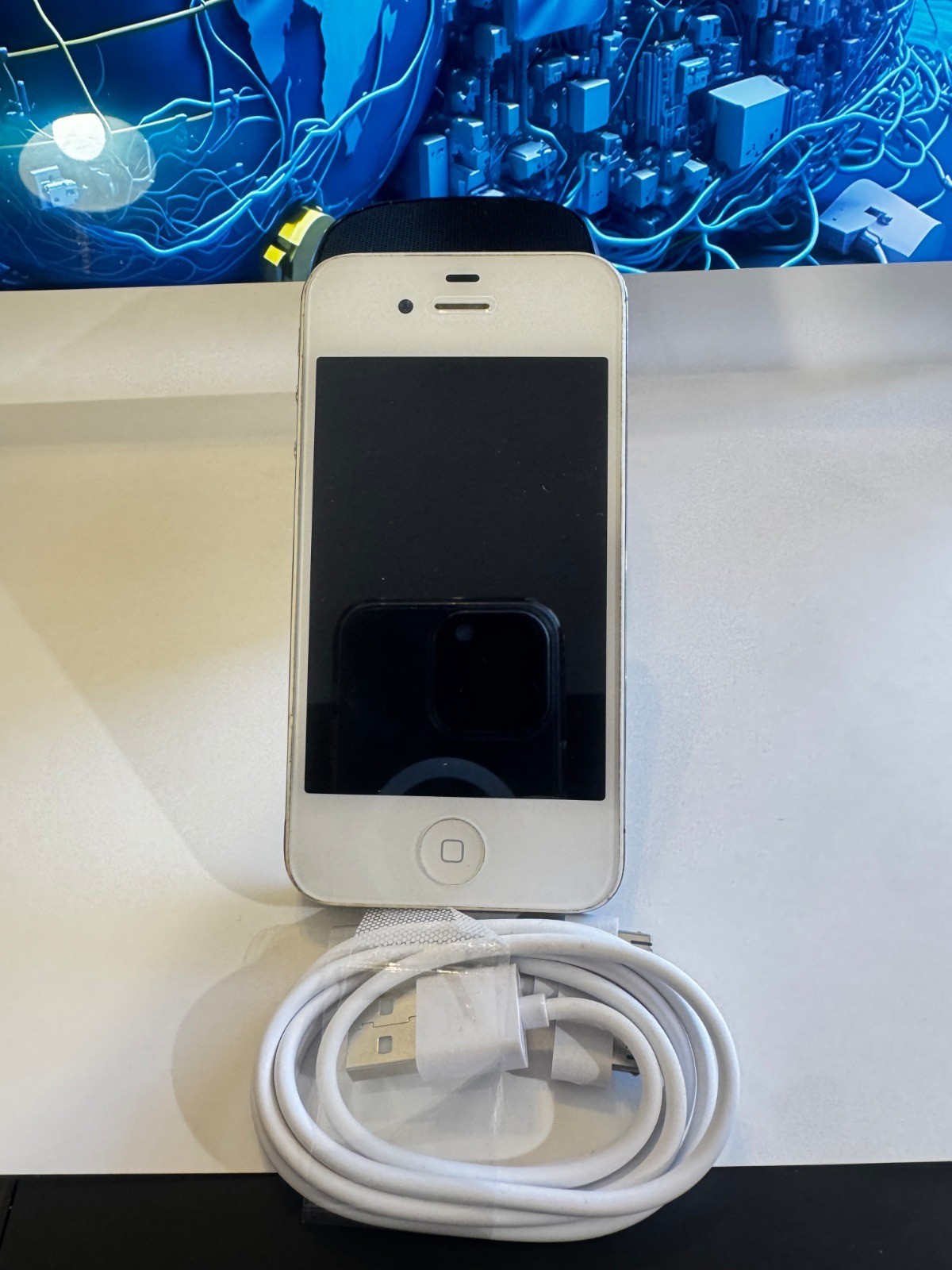 Apple iPhone 4s – 16 GB – White (Unlocked)