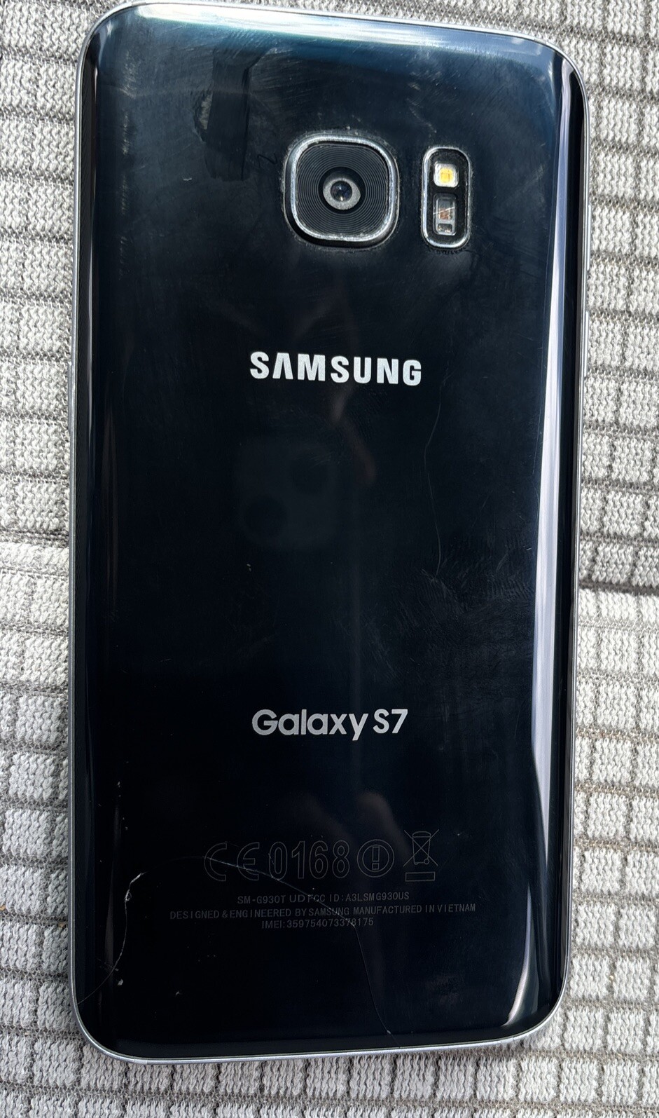 Samsung Galaxy S7 – 32 GB – White (T-Mobile Unlocked Metro)